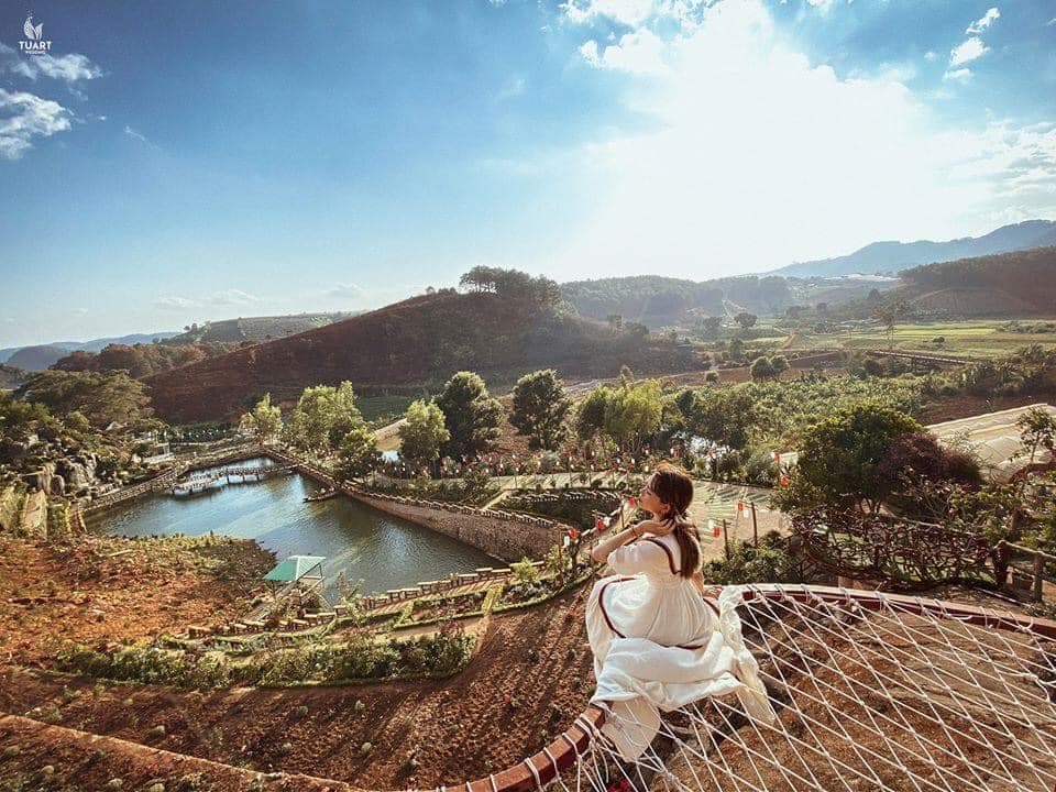 ĐÀ LẠT - THÀNH PHỐ NGÀN HOA right-2